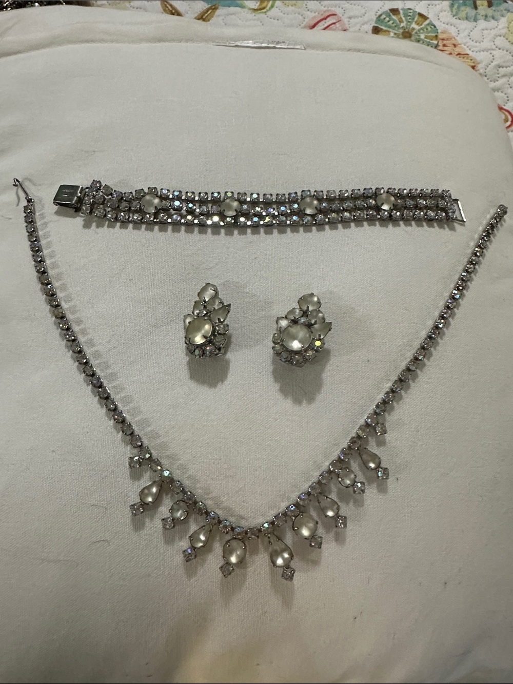 Vintage-Inspired Silver Tone Crystal Necklace, Bracelet & Clip-On Earrings Set
